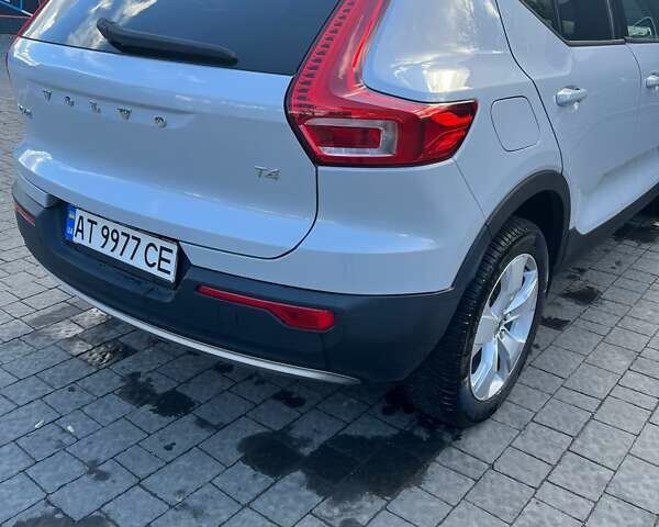 Білий Вольво XC40, об'ємом двигуна 2 л та пробігом 91 тис. км за 23300 $, фото 7 на Automoto.ua