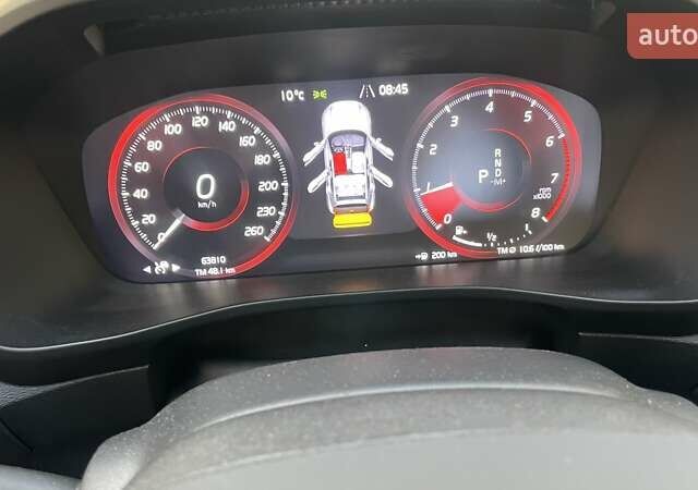 Белый Вольво XC40, объемом двигателя 1.97 л и пробегом 63 тыс. км за 29100 $, фото 28 на Automoto.ua
