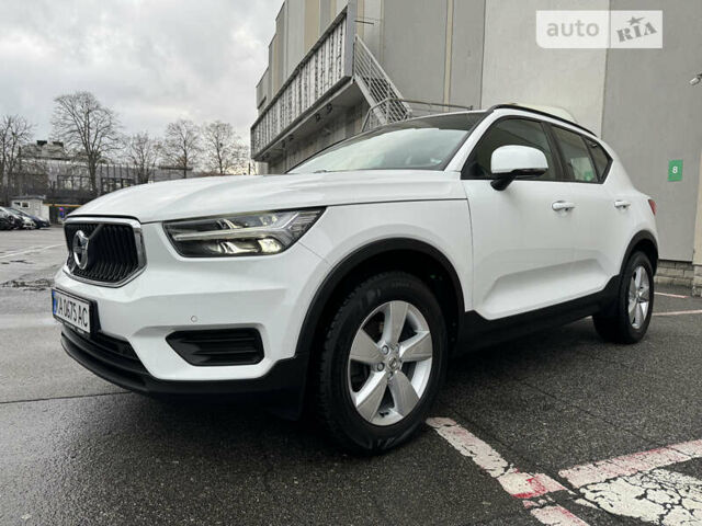 Білий Вольво XC40, об'ємом двигуна 1.48 л та пробігом 63 тис. км за 29999 $, фото 9 на Automoto.ua