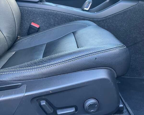 Білий Вольво XC40, об'ємом двигуна 2 л та пробігом 91 тис. км за 23300 $, фото 13 на Automoto.ua