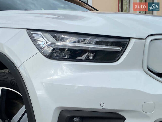 Вольво XC40 2021 в Самборе на Automoto.ua Белый Вольво XC40, объемом двигателя 0 л и пробегом 163 тыс. км за 23999 $, фото 18 на Automoto.ua