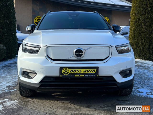 Белый Вольво XC40, объемом двигателя 78 л и пробегом 36 тыс. км за 27900 $, фото 1 на Automoto.ua