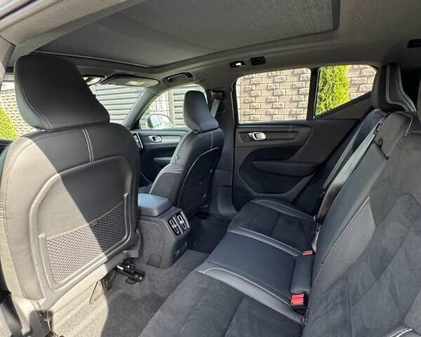 Білий Вольво XC40, об'ємом двигуна 0 л та пробігом 53 тис. км за 24200 $, фото 22 на Automoto.ua