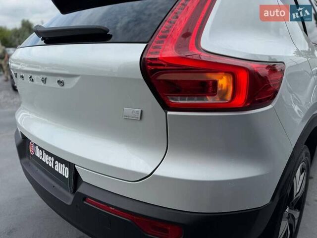 Білий Вольво XC40, об'ємом двигуна 0 л та пробігом 52 тис. км за 26699 $, фото 32 на Automoto.ua