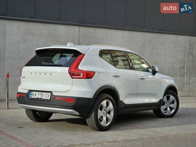 Білий Вольво XC40, об'ємом двигуна 1.48 л та пробігом 69 тис. км за 29200 $, фото 4 на Automoto.ua