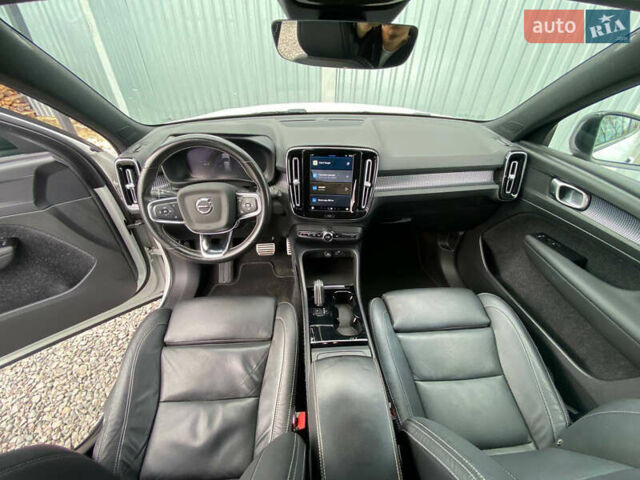 Вольво XC40 2021 в Самборе на Automoto.ua Белый Вольво XC40, объемом двигателя 0 л и пробегом 163 тыс. км за 23999 $, фото 69 на Automoto.ua