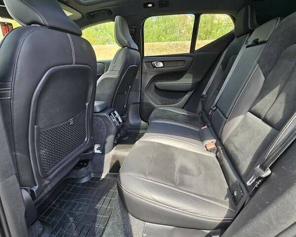 Білий Вольво XC40, об'ємом двигуна 0 л та пробігом 53 тис. км за 28000 $, фото 12 на Automoto.ua