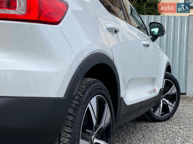 Вольво XC40 2021 в Самборе на Automoto.ua Белый Вольво XC40, объемом двигателя 0 л и пробегом 163 тыс. км за 23999 $, фото 27 на Automoto.ua