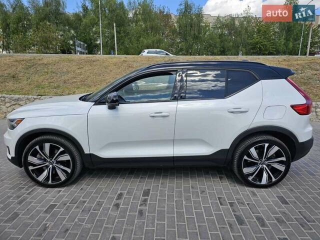 Білий Вольво XC40, об'ємом двигуна 0 л та пробігом 53 тис. км за 28000 $, фото 11 на Automoto.ua