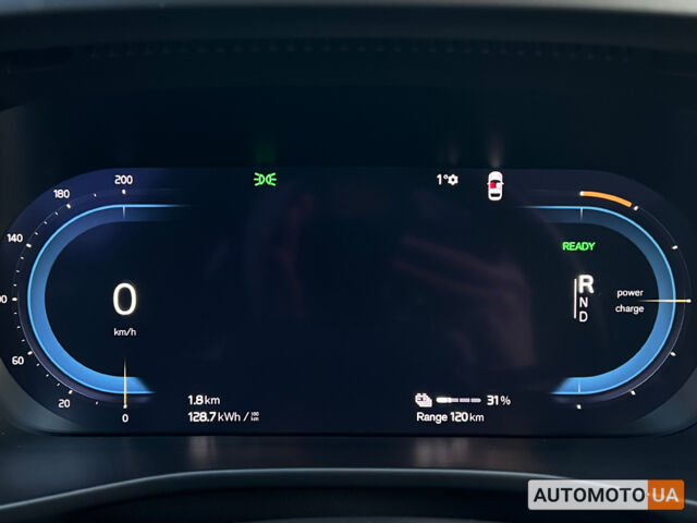 Белый Вольво XC40, объемом двигателя 78 л и пробегом 36 тыс. км за 27900 $, фото 26 на Automoto.ua