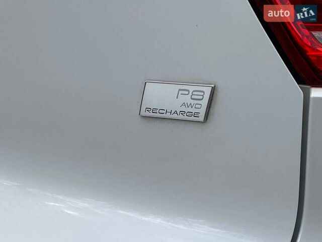 Вольво XC40 2021 в Самборе на Automoto.ua Белый Вольво XC40, объемом двигателя 0 л и пробегом 163 тыс. км за 23999 $, фото 29 на Automoto.ua
