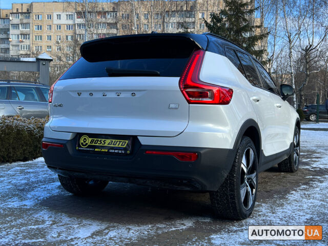 Белый Вольво XC40, объемом двигателя 78 л и пробегом 36 тыс. км за 27900 $, фото 6 на Automoto.ua