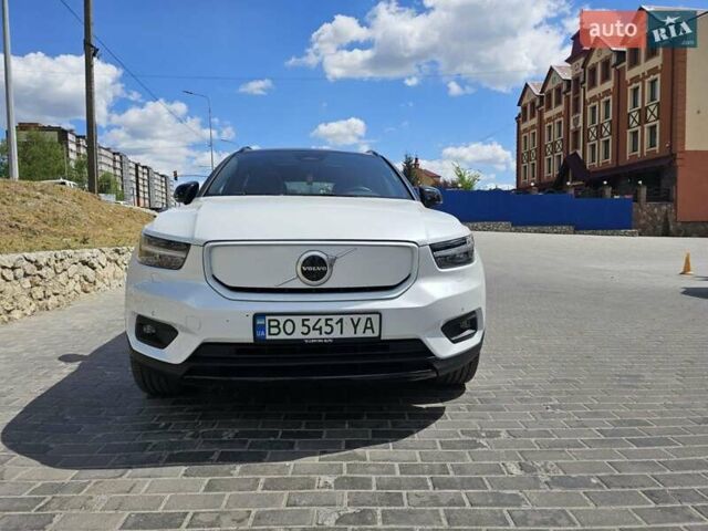 Білий Вольво XC40, об'ємом двигуна 0 л та пробігом 53 тис. км за 28000 $, фото 5 на Automoto.ua