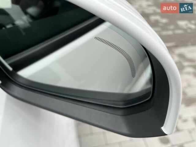 Белый Вольво XC40, объемом двигателя 1.48 л и пробегом 72 тыс. км за 28500 $, фото 15 на Automoto.ua