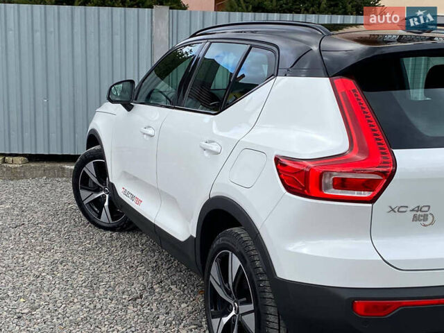 Вольво XC40 2021 в Самборе на Automoto.ua Белый Вольво XC40, объемом двигателя 0 л и пробегом 163 тыс. км за 23999 $, фото 39 на Automoto.ua
