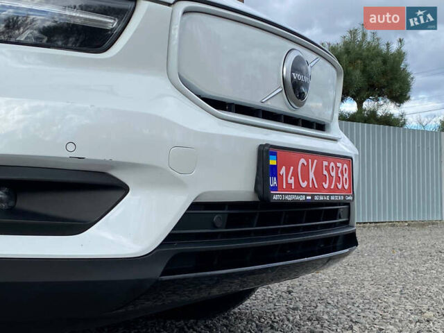 Вольво XC40 2021 в Самборе на Automoto.ua Белый Вольво XC40, объемом двигателя 0 л и пробегом 163 тыс. км за 23999 $, фото 19 на Automoto.ua