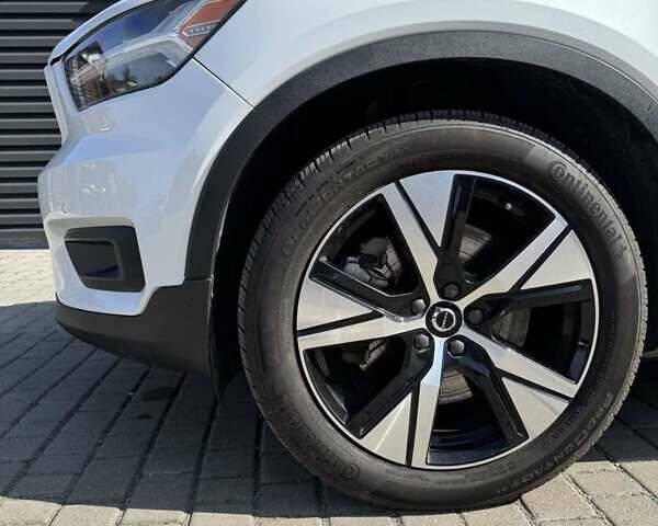 Білий Вольво XC40, об'ємом двигуна 0 л та пробігом 53 тис. км за 24200 $, фото 27 на Automoto.ua