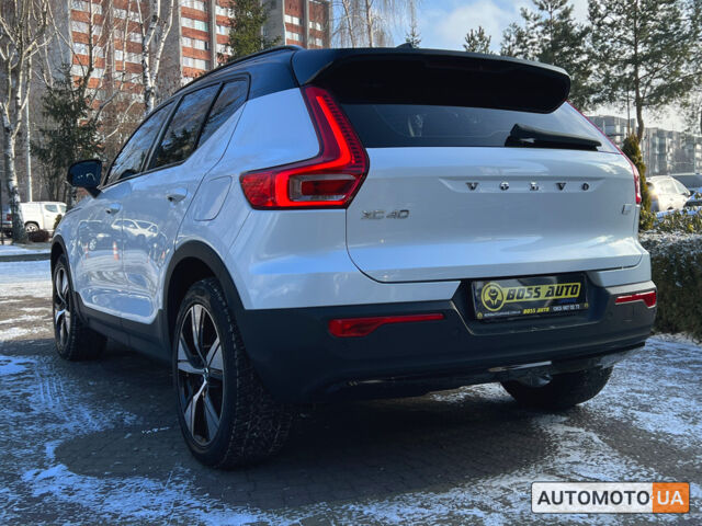 Белый Вольво XC40, объемом двигателя 78 л и пробегом 36 тыс. км за 27900 $, фото 4 на Automoto.ua