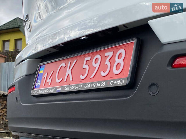 Вольво XC40 2021 в Самборе на Automoto.ua Белый Вольво XC40, объемом двигателя 0 л и пробегом 163 тыс. км за 23999 $, фото 31 на Automoto.ua