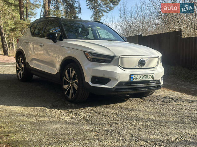 Білий Вольво XC40, об'ємом двигуна 0 л та пробігом 21 тис. км за 29000 $, фото 2 на Automoto.ua