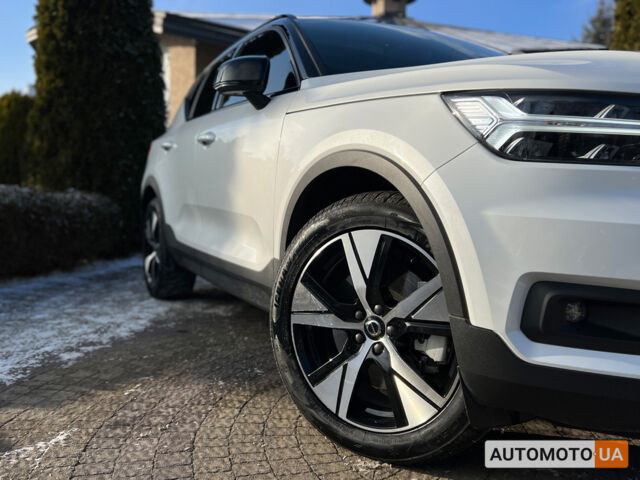 Белый Вольво XC40, объемом двигателя 78 л и пробегом 36 тыс. км за 27900 $, фото 11 на Automoto.ua