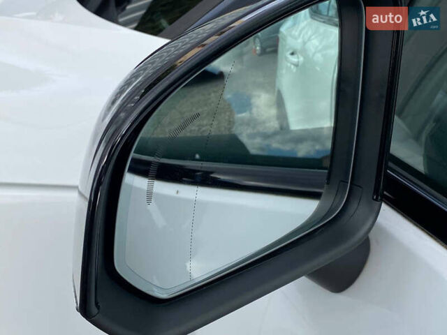 Вольво XC40 2021 в Самборе на Automoto.ua Белый Вольво XC40, объемом двигателя 0 л и пробегом 163 тыс. км за 23999 $, фото 50 на Automoto.ua