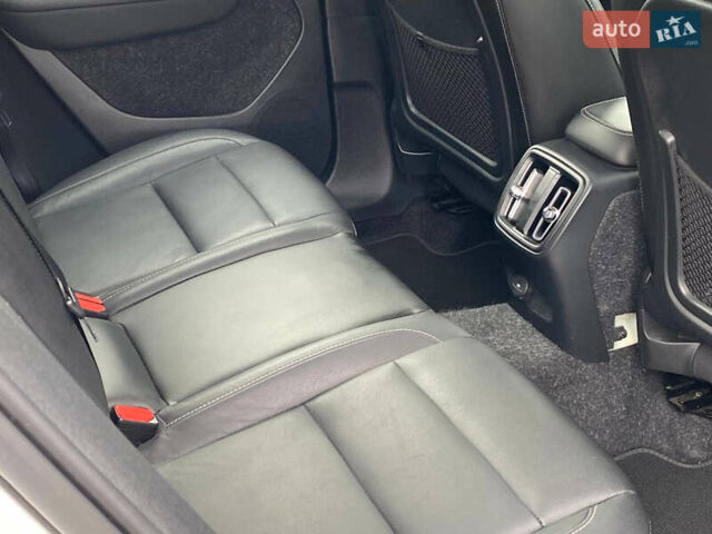 Вольво XC40 2021 в Самборе на Automoto.ua Белый Вольво XC40, объемом двигателя 0 л и пробегом 163 тыс. км за 23999 $, фото 71 на Automoto.ua