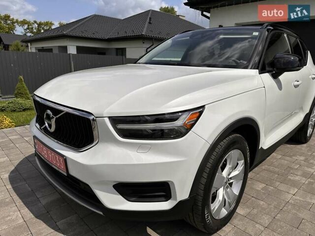 Білий Вольво XC40, об'ємом двигуна 1.97 л та пробігом 124 тис. км за 24700 $, фото 27 на Automoto.ua