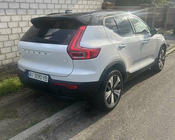 Білий Вольво XC40, об'ємом двигуна 0 л та пробігом 53 тис. км за 29800 $, фото 2 на Automoto.ua
