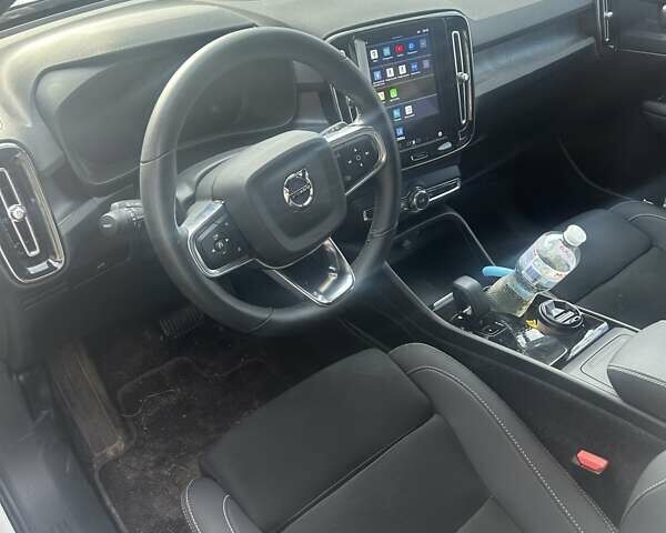 Білий Вольво XC40, об'ємом двигуна 0 л та пробігом 53 тис. км за 29800 $, фото 3 на Automoto.ua
