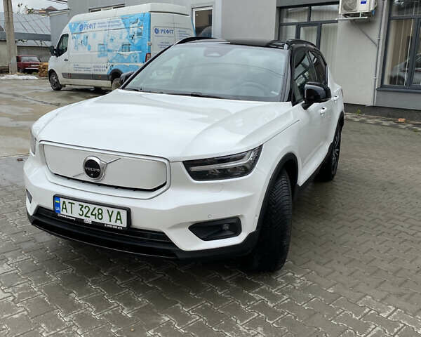 Білий Вольво XC40, об'ємом двигуна 0 л та пробігом 50 тис. км за 28500 $, фото 7 на Automoto.ua