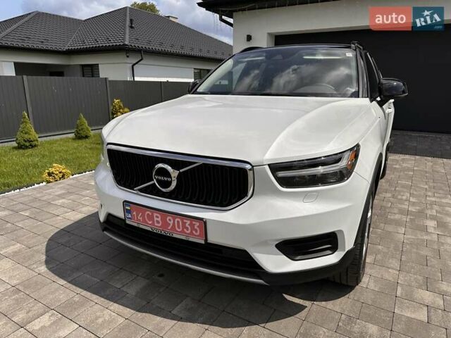 Белый Вольво XC40, объемом двигателя 1.97 л и пробегом 124 тыс. км за 22900 $, фото 26 на Automoto.ua