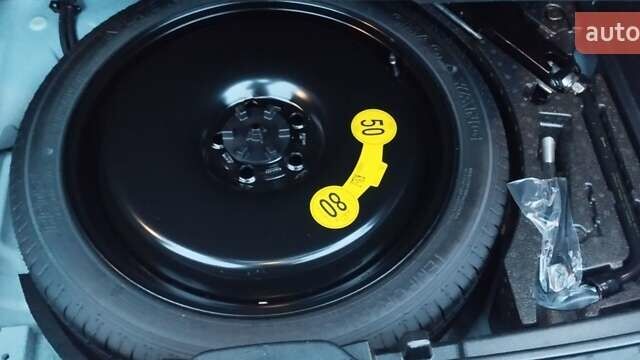 Білий Вольво XC40, об'ємом двигуна 2 л та пробігом 21 тис. км за 37100 $, фото 53 на Automoto.ua