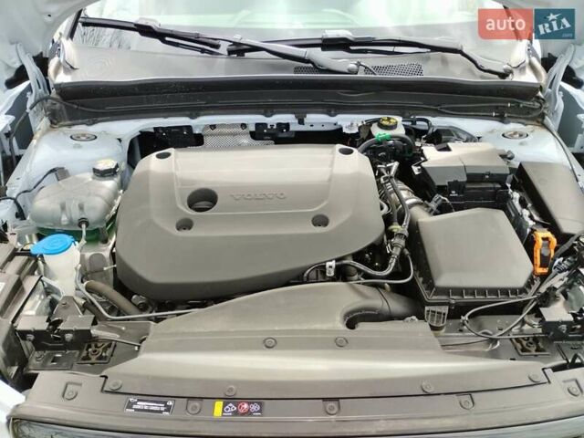 Білий Вольво XC40, об'ємом двигуна 2 л та пробігом 21 тис. км за 37100 $, фото 47 на Automoto.ua