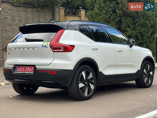Белый Вольво XC40, объемом двигателя 0 л и пробегом 47 тыс. км за 26499 $, фото 14 на Automoto.ua