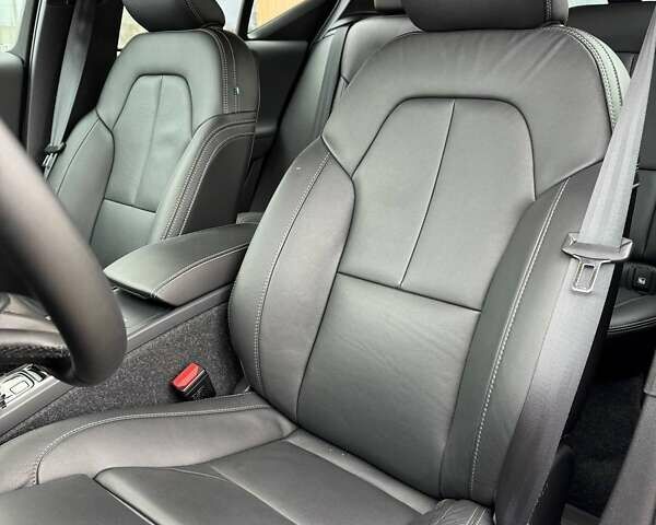 Белый Вольво XC40, объемом двигателя 1.97 л и пробегом 2 тыс. км за 42633 $, фото 16 на Automoto.ua