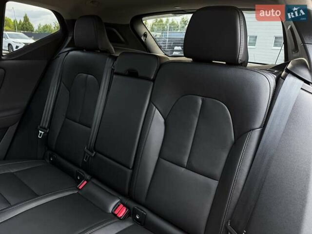 Белый Вольво XC40, объемом двигателя 2 л и пробегом 3 тыс. км за 38799 $, фото 64 на Automoto.ua