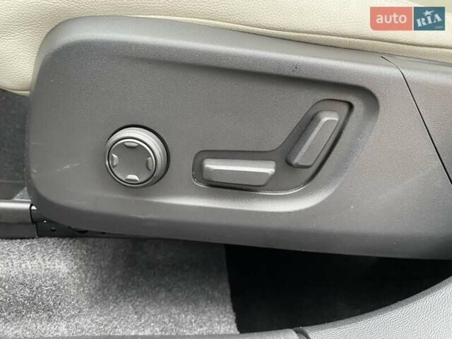 Бежевый Вольво XC40, объемом двигателя 1.97 л и пробегом 7 тыс. км за 46950 $, фото 14 на Automoto.ua