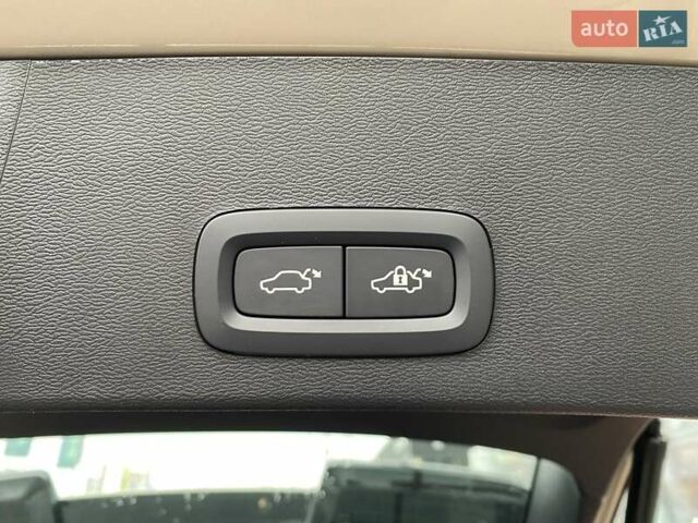 Бежевый Вольво XC40, объемом двигателя 1.97 л и пробегом 7 тыс. км за 46950 $, фото 11 на Automoto.ua