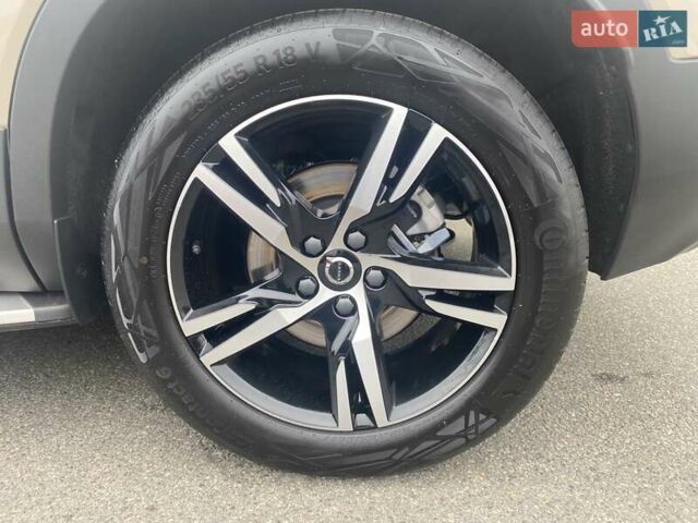 Бежевий Вольво XC40, об'ємом двигуна 1.97 л та пробігом 22 тис. км за 46020 $, фото 14 на Automoto.ua