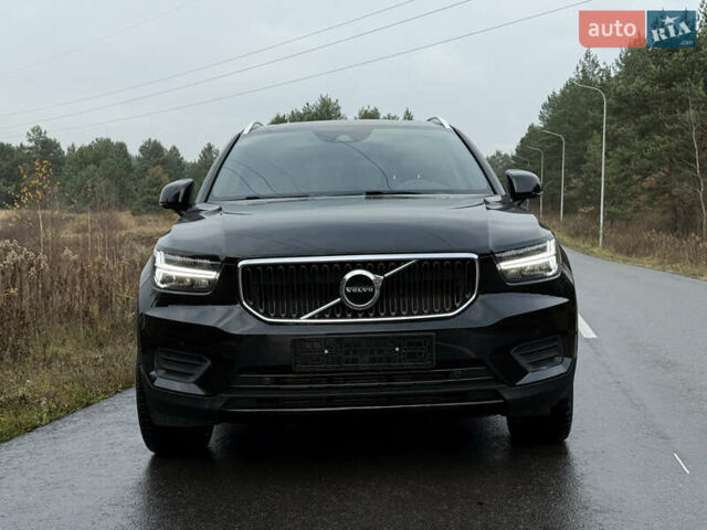 Черный Вольво XC40, объемом двигателя 2 л и пробегом 111 тыс. км за 22000 $, фото 1 на Automoto.ua