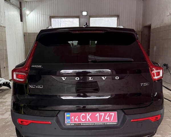 Черный Вольво XC40, объемом двигателя 2 л и пробегом 111 тыс. км за 22300 $, фото 7 на Automoto.ua
