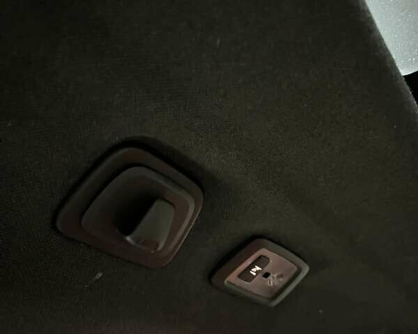 Черный Вольво XC40, объемом двигателя 1.97 л и пробегом 148 тыс. км за 23900 $, фото 55 на Automoto.ua