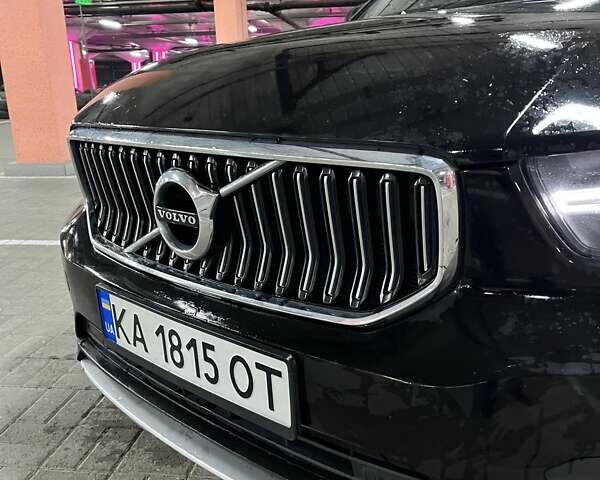 Черный Вольво XC40, объемом двигателя 1.97 л и пробегом 148 тыс. км за 23900 $, фото 3 на Automoto.ua