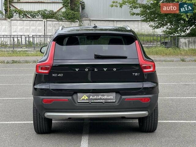 Черный Вольво XC40, объемом двигателя 1.97 л и пробегом 213 тыс. км за 21999 $, фото 5 на Automoto.ua