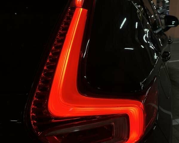 Черный Вольво XC40, объемом двигателя 1.97 л и пробегом 148 тыс. км за 23900 $, фото 16 на Automoto.ua