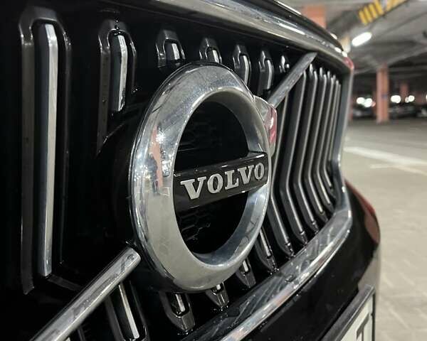 Черный Вольво XC40, объемом двигателя 1.97 л и пробегом 148 тыс. км за 23900 $, фото 26 на Automoto.ua