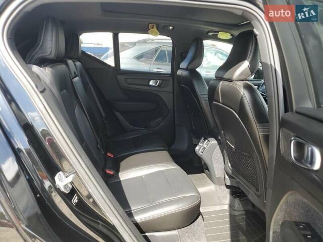 Черный Вольво XC40, объемом двигателя 0 л и пробегом 144 тыс. км за 7100 $, фото 9 на Automoto.ua