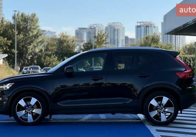 Черный Вольво XC40, объемом двигателя 1.97 л и пробегом 91 тыс. км за 23500 $, фото 4 на Automoto.ua