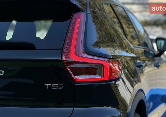 Черный Вольво XC40, объемом двигателя 1.97 л и пробегом 91 тыс. км за 23500 $, фото 34 на Automoto.ua